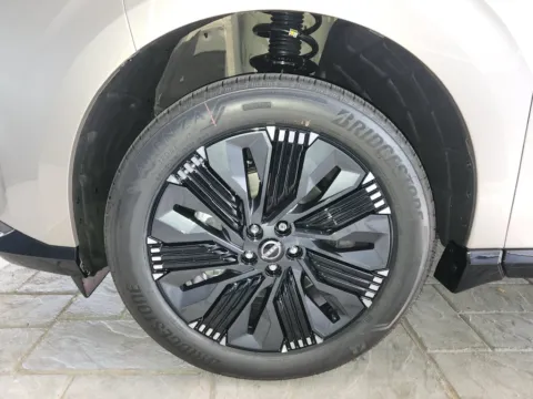 More photos of 2027 Nissan Murano Platinum AWD at Fred Haas Nissan, TX