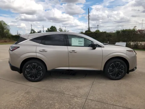 More photos of 2027 Nissan Murano Platinum AWD at Fred Haas Nissan, TX