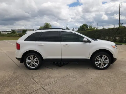 More photos of 2013 Ford Edge SEL AS IS CASH CAR at Fred Haas Nissan, TX