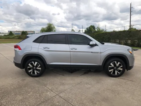 More photos of 2022 Volkswagen Atlas Cross Sport 2.0T SE AS IS CASH CAR at Fred Haas Nissan, TX