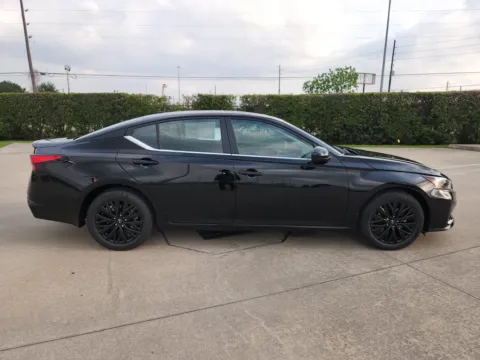 More photos of 2026 Nissan Altima 2.5 SV at Fred Haas Nissan, TX