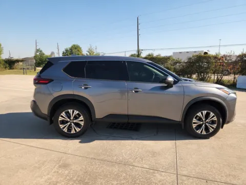 More photos of 2021 Nissan Rogue SV at Fred Haas Nissan, TX