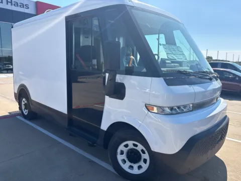 White 2024 BrightDrop Zevo 400 for sale in Tomball, TX