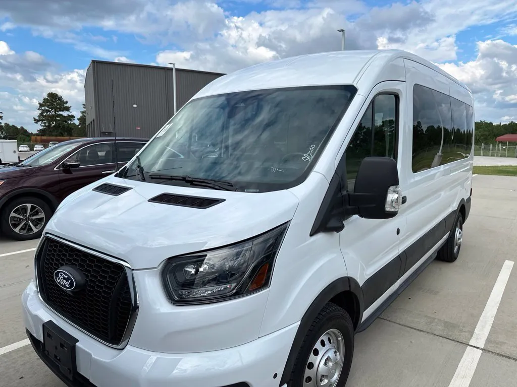 White 2026 Ford Transit-350 XLT 15 Passenger for sale in Tomball, TX