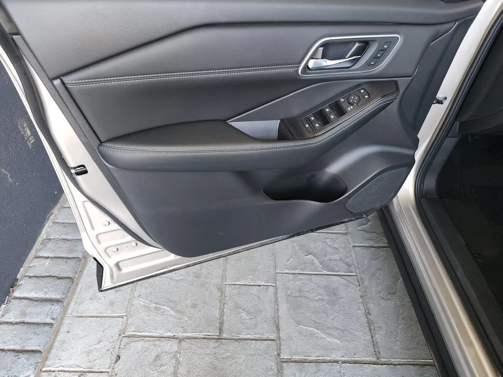 2026 Nissan Rogue Platinum - Photo 23