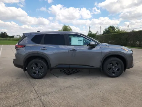 More photos of 2027 Nissan Rogue SV at Fred Haas Nissan, TX