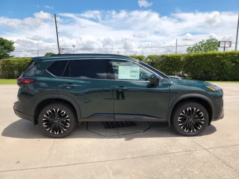 More photos of 2026 Nissan Rogue Dark Armor at Fred Haas Nissan, TX