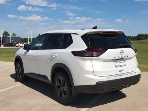 More photos of 2027 Nissan Rogue SV at Fred Haas Nissan, TX