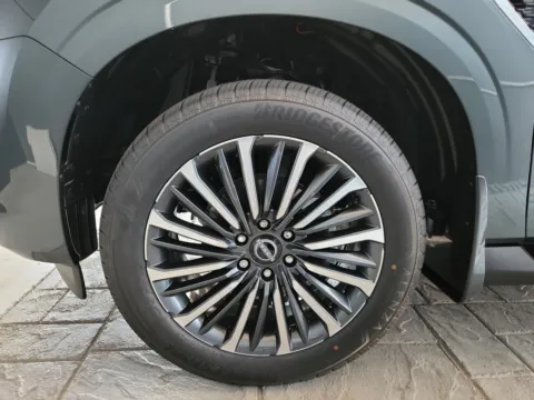 More photos of 2027 Nissan Armada Platinum Reserve 4WD at Fred Haas Nissan, TX