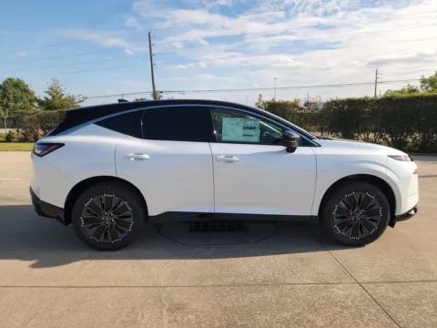 More photos of 2027 Nissan Murano Platinum AWD at Fred Haas Nissan, TX