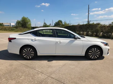 More photos of 2026 Nissan Altima 2.5 SV at Fred Haas Nissan, TX