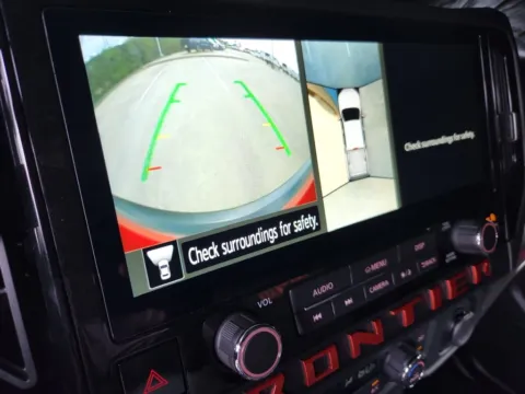 More photos of 2027 Nissan Frontier PRO-4X at Fred Haas Nissan, TX