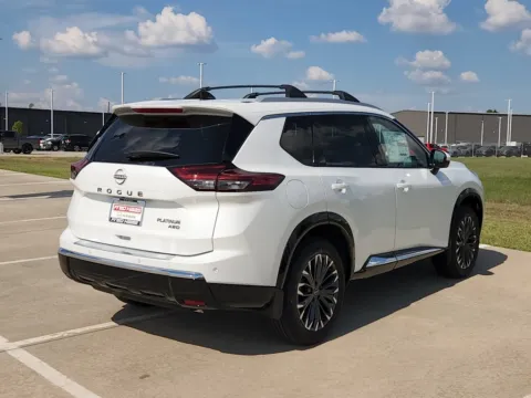 More photos of 2026 Nissan Rogue Platinum at Fred Haas Nissan, TX