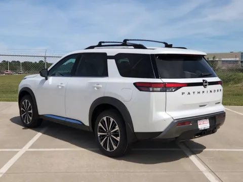 More photos of 2026 Nissan Pathfinder Platinum at Fred Haas Nissan, TX