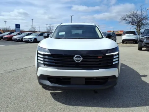 More photos of 2026 Nissan Kicks SR at Metro Nissan of Indianapolis, IN