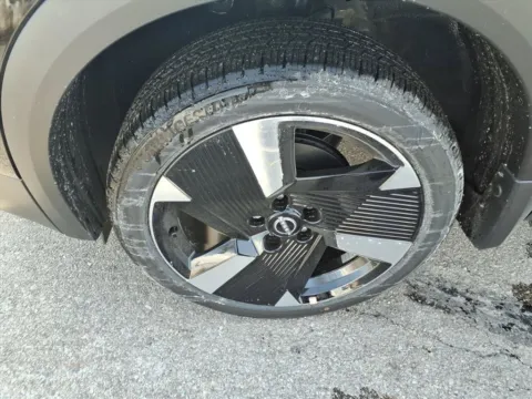 More photos of 2026 Nissan Kicks SR at Metro Nissan of Indianapolis, IN
