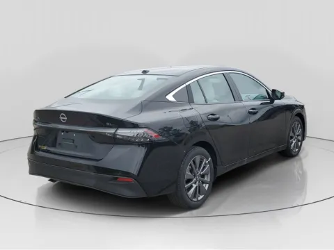 More photos of 2026 Nissan Sentra SL at Metro Nissan of Indianapolis, IN