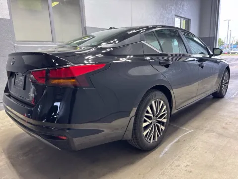 More photos of 2026 Nissan Altima 2.5 SV at Metro Nissan of Indianapolis, IN