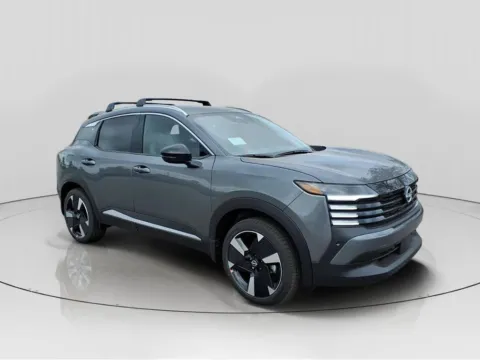 Photos of 2026 Nissan Kicks SR for sale in Indianapolis, IN at Metro Nissan of Indianapolis