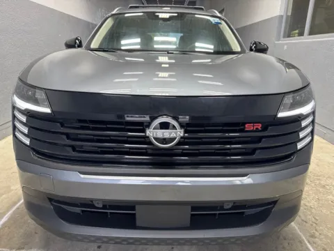 More photos of 2026 Nissan Kicks SR at Metro Nissan of Indianapolis, IN
