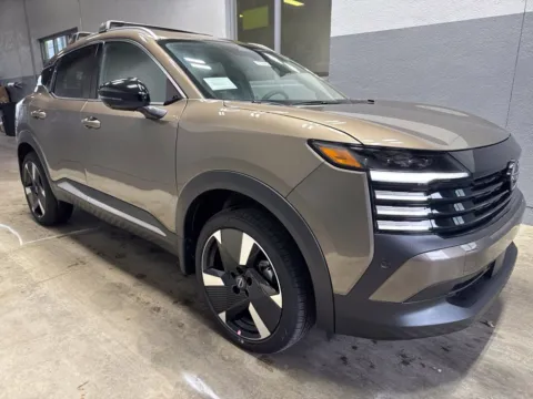 More photos of 2026 Nissan Kicks SR at Metro Nissan of Indianapolis, IN
