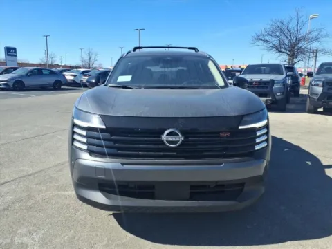 More photos of 2026 Nissan Kicks SR at Metro Nissan of Indianapolis, IN