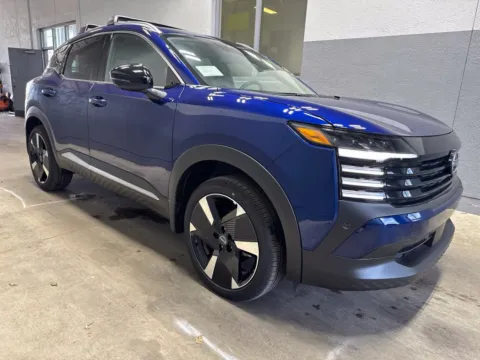 More photos of 2026 Nissan Kicks SR at Metro Nissan of Indianapolis, IN