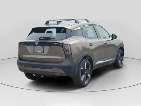 More photos of 2026 Nissan Kicks SR at Metro Nissan of Indianapolis, IN