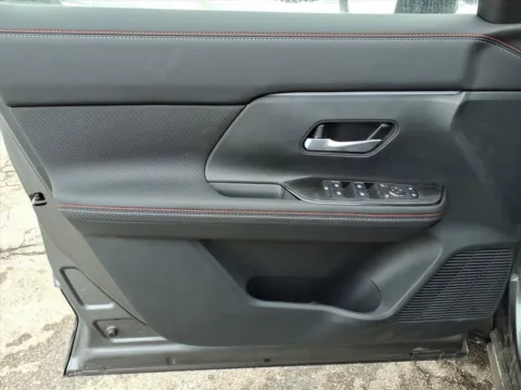 More photos of 2026 Nissan Kicks SR at Metro Nissan of Indianapolis, IN