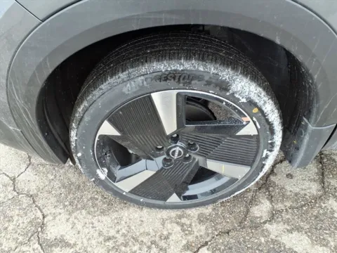 More photos of 2026 Nissan Kicks SR at Metro Nissan of Indianapolis, IN