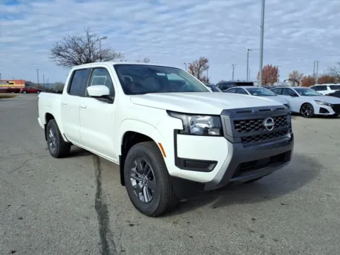 White 2025 Nissan Frontier SV for sale in Indianapolis, IN