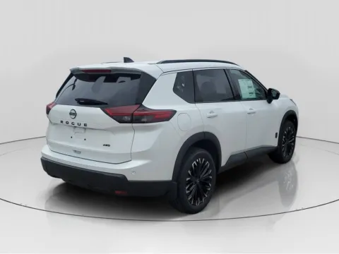 More photos of 2026 Nissan Rogue Dark Armor at Metro Nissan of Indianapolis, IN