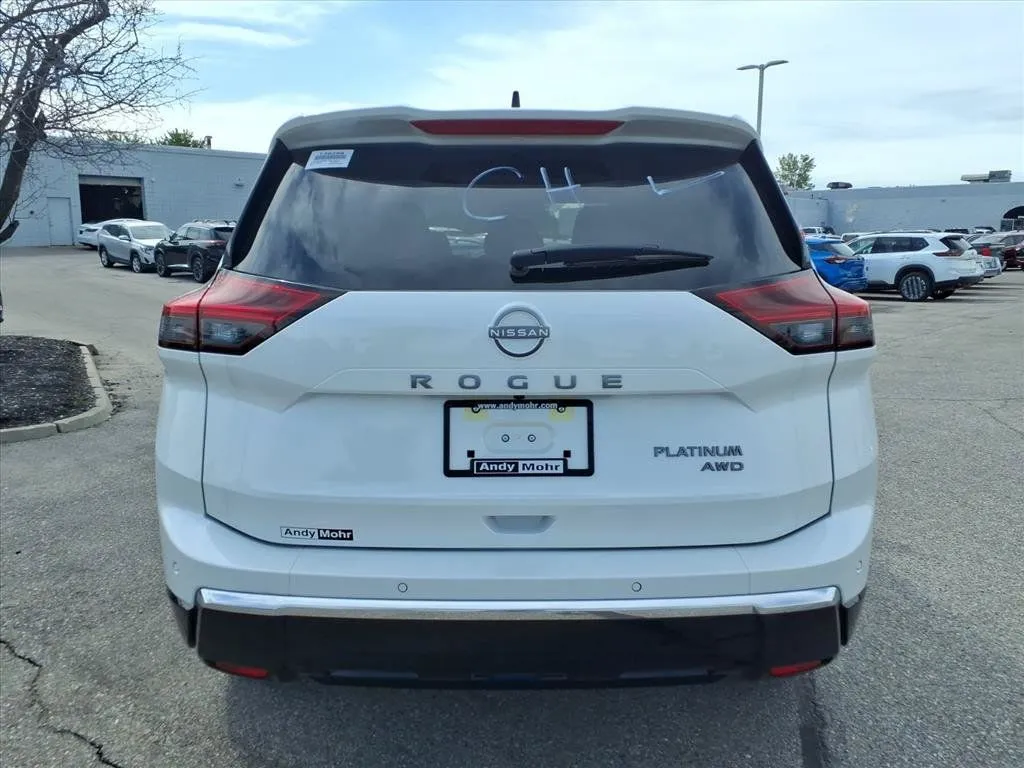 2026 Nissan Rogue Platinum - Photo 7