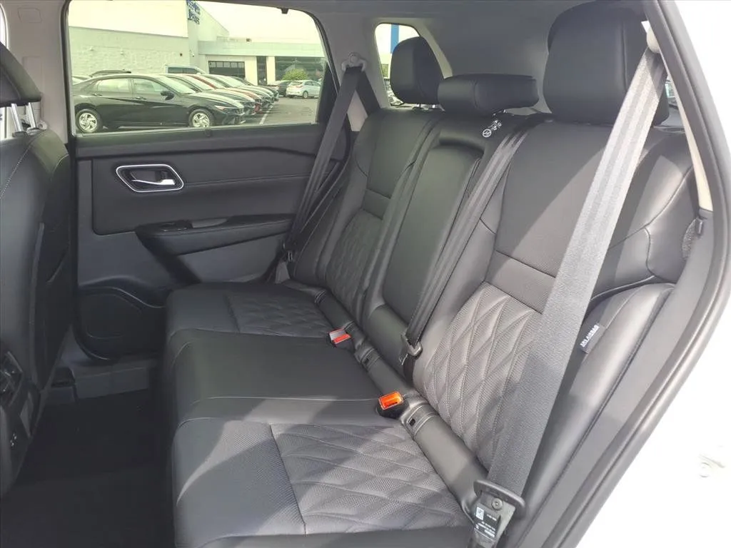 2026 Nissan Rogue Platinum - Photo 26