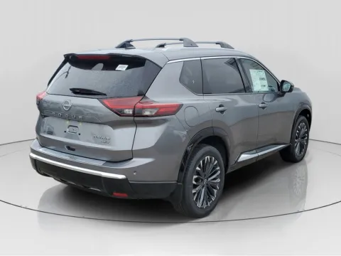 More photos of 2026 Nissan Rogue Platinum at Metro Nissan of Indianapolis, IN