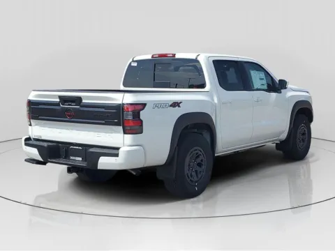 More photos of 2026 Nissan Frontier PRO-4X at Metro Nissan of Indianapolis, IN