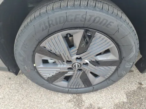 More photos of 2026 Nissan Murano SL at Metro Nissan of Indianapolis, IN