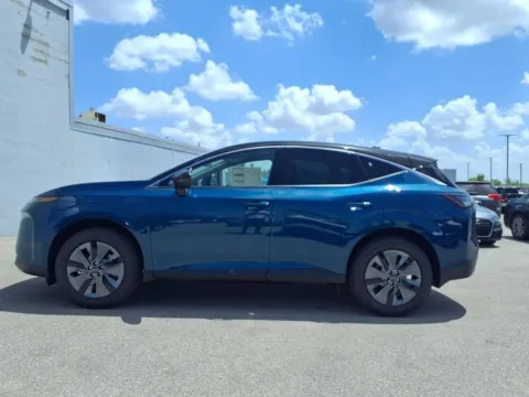 More photos of 2025 Nissan Murano SL at Metro Nissan of Indianapolis, IN