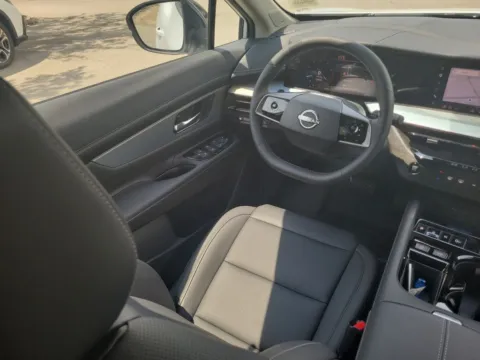 More photos of 2026 Nissan Murano SL at Metro Nissan of Indianapolis, IN