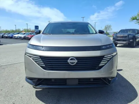 More photos of 2026 Nissan Murano Platinum at Metro Nissan of Indianapolis, IN