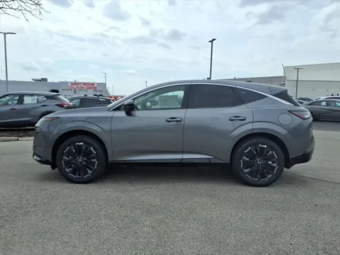 More photos of 2026 Nissan Murano Platinum at Metro Nissan of Indianapolis, IN