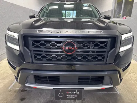 More photos of 2022 Nissan Frontier PRO-4X at Metro Nissan of Indianapolis, IN