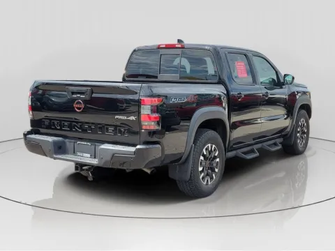 More photos of 2022 Nissan Frontier PRO-4X at Metro Nissan of Indianapolis, IN
