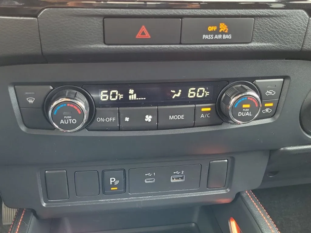 2022 Nissan Frontier PRO-4X - Photo 25