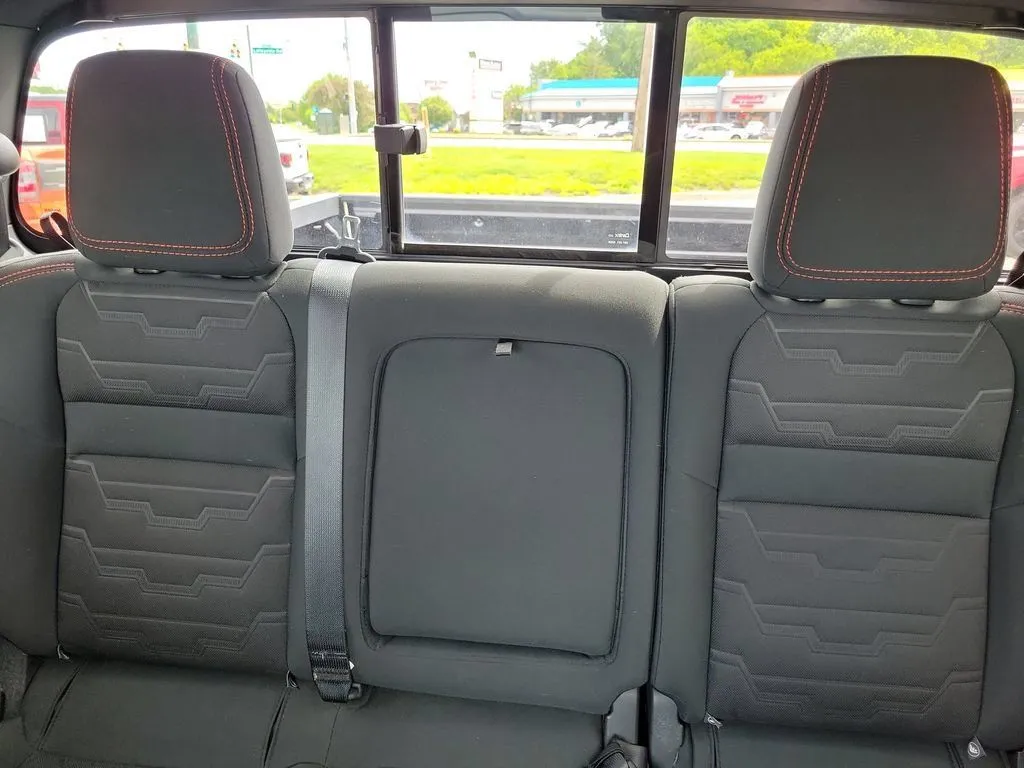 2022 Nissan Frontier PRO-4X - Photo 11