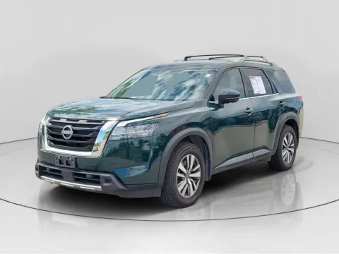 Green 2023 Nissan Pathfinder SL for sale in Indianapolis, IN