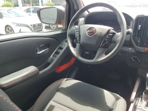More photos of 2025 Nissan Frontier PRO-4X at Metro Nissan of Indianapolis, IN
