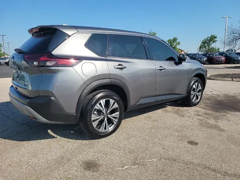 More photos of 2021 Nissan Rogue SV at Metro Nissan of Indianapolis, IN