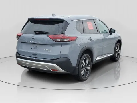 More photos of 2023 Nissan Rogue Platinum at Metro Nissan of Indianapolis, IN