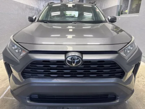 More photos of 2021 Toyota RAV4 LE at Metro Nissan of Indianapolis, IN